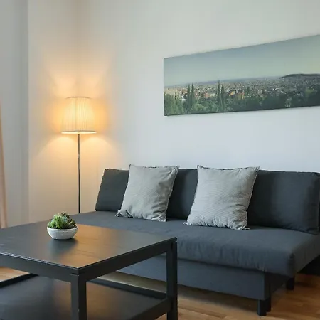4ind1112 - One Bedroom